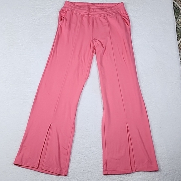 Talulah Super Soft Pink Split Hem Wide Leg Sweatpants With Pockets - Picture 14 of 14